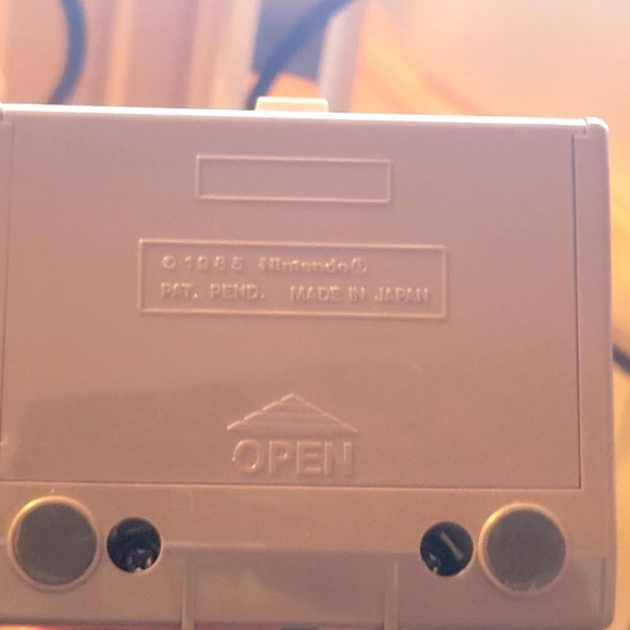 Nintendo NES R.O.B the ROBOT Gyro Small Rail Attachment & Gyro Motor - Picture 8 of 8